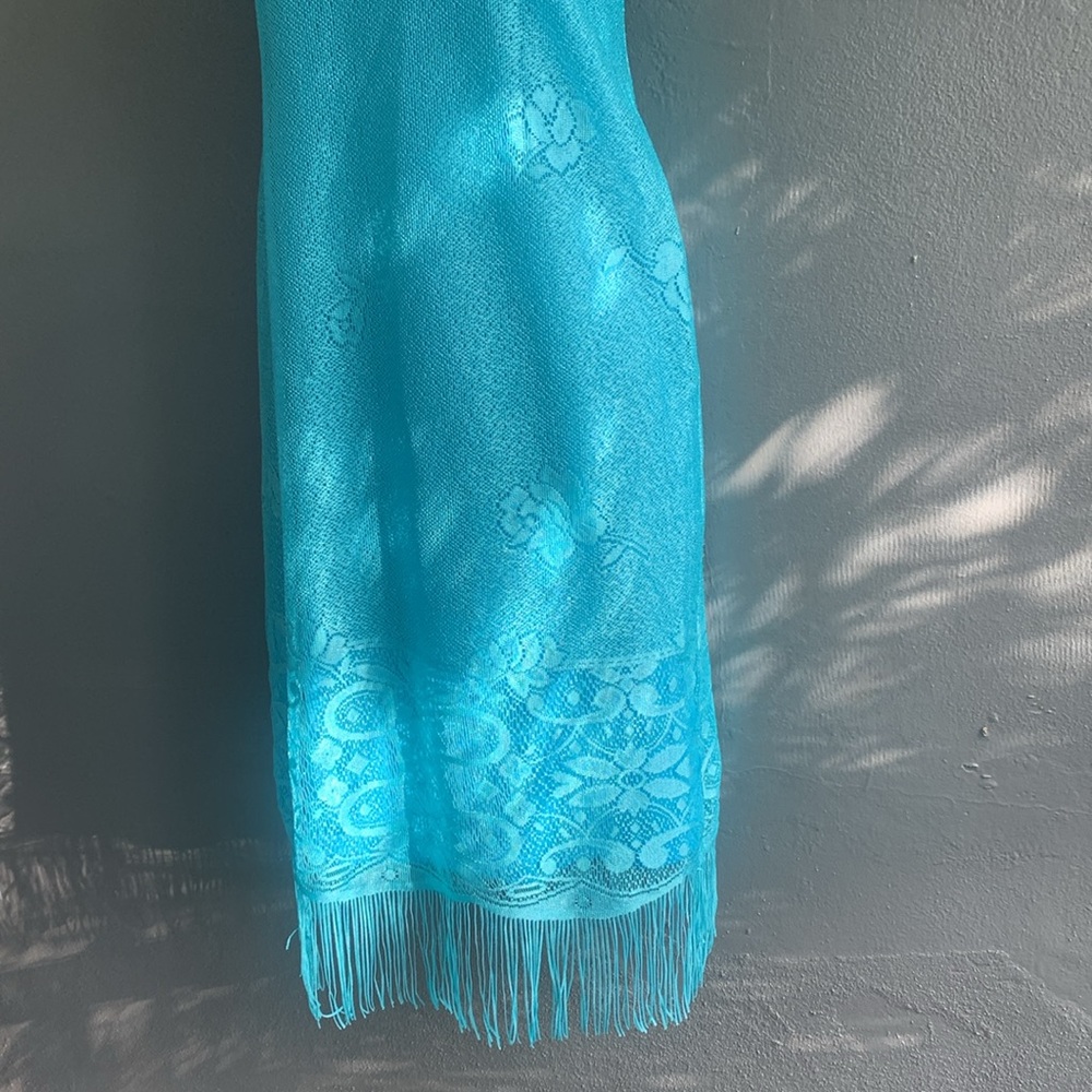 VIP Turquoise Lace Midi Dress - Picture 4 of 15